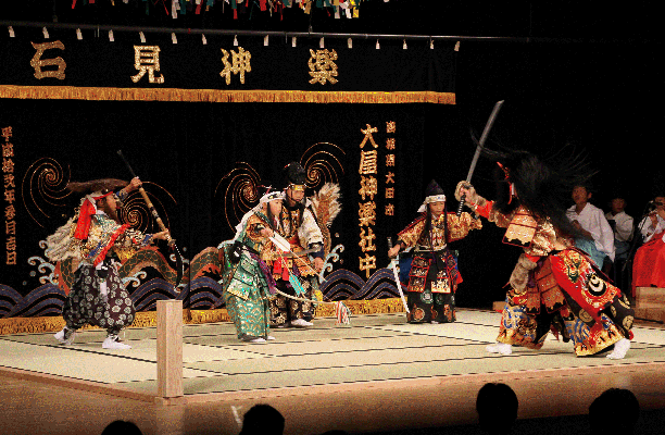 土江子ども神楽団(島根県大田市)